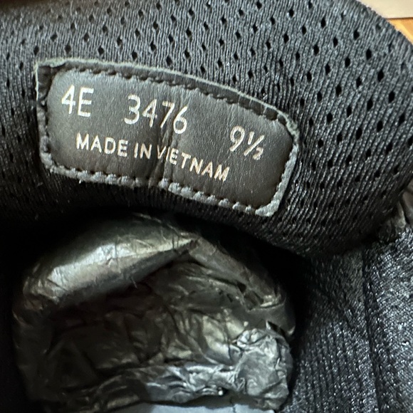 Prada Mens Nylon Trainers - Preowned- like new w/ boxs & dust bag - Picture 6 of 10